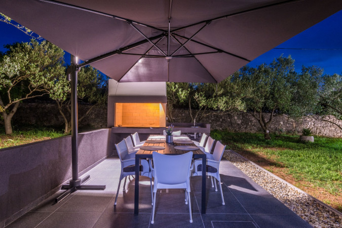 Villa Rossa mit beheiztem Pool und Whirlpool, Ždrelac, Insel Pa&scaron;man, Kroatien Ždrelac