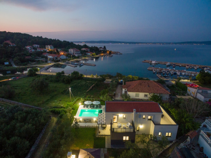 Villa Rossa mit beheiztem Pool und Whirlpool, Ždrelac, Insel Pa&scaron;man, Kroatien Ždrelac