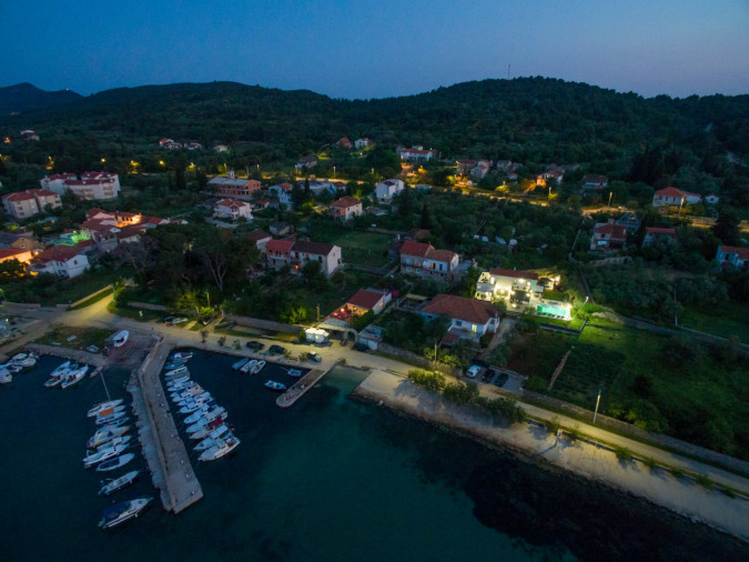 Villa Rossa mit beheiztem Pool und Whirlpool, Ždrelac, Insel Pa&scaron;man, Kroatien Ždrelac