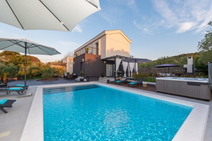 Villa Rossa mit beheiztem Pool und Whirlpool, Ždrelac, Insel Pa&scaron;man, Kroatien Ždrelac